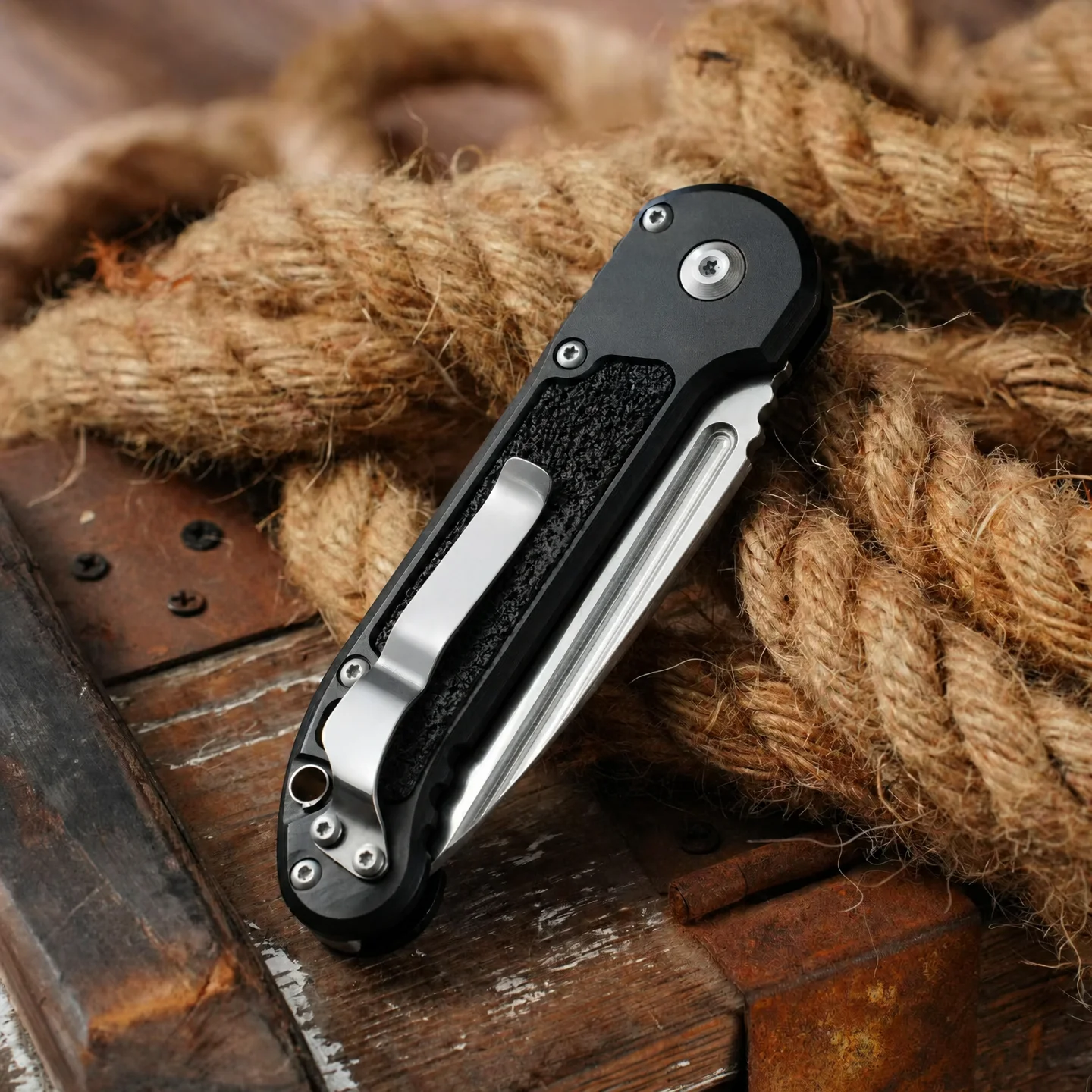 Tactical Folding Knife 8Cr13 Steel Aluminum Handle Button Lock EDC Outdoor Camping Survival Pocket Knife 103g - view 2