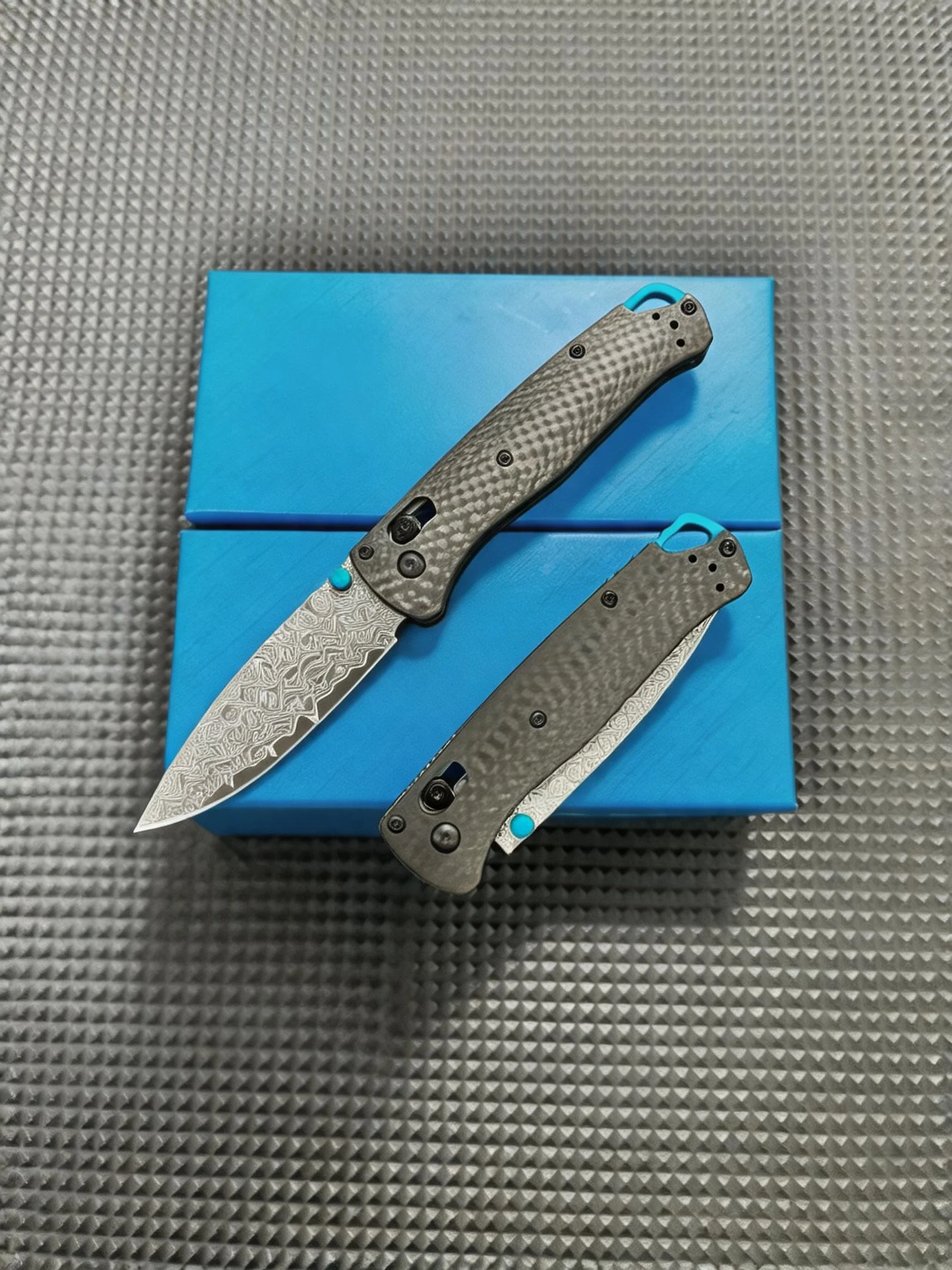 BM 535 Damascus Hot Selling Durable Survival Folding Knife and Small Folding Knives for Emergency and Everyday Carry - Image 4
